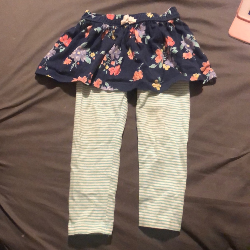 Skirt with leggings